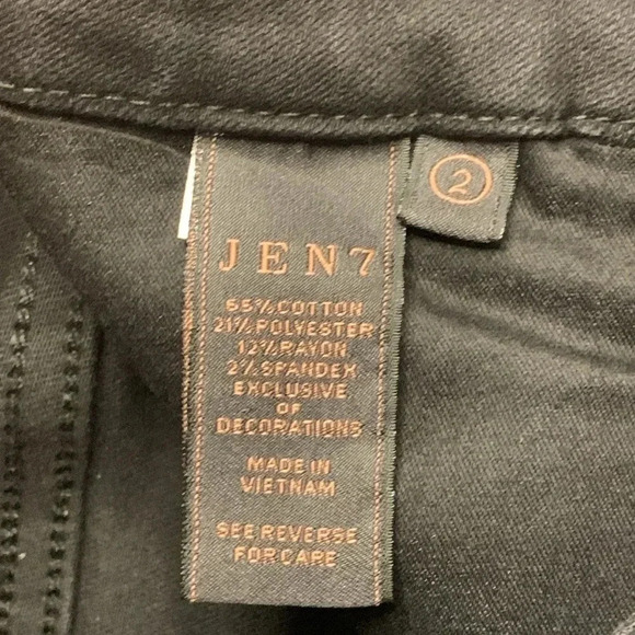7 For All Mankind Size 2 NWT - Picture 9 of 13